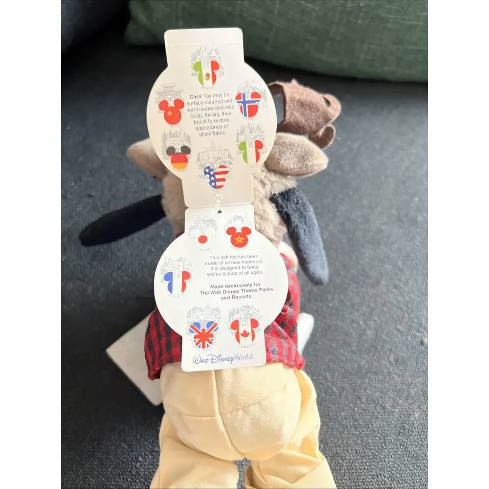 Disney VTG Goofy Canada Plush Toy Doll Bean Bag Walt Disney World Epcot NWT